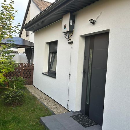 Bezauberndes Gaestehaus Mit Terrasse Nuremberg Exterior photo